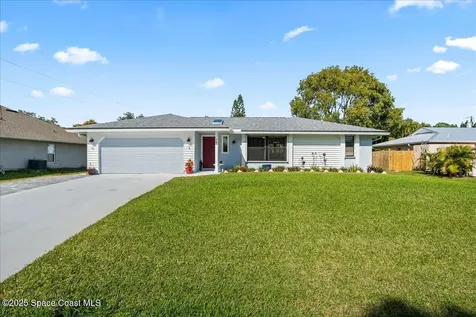 761 SE Cavern Avenue Port St. Lucie FL 34983