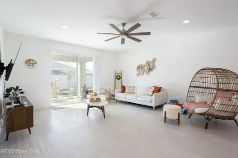 1217 Canfield Circle SE Palm Bay FL 32909