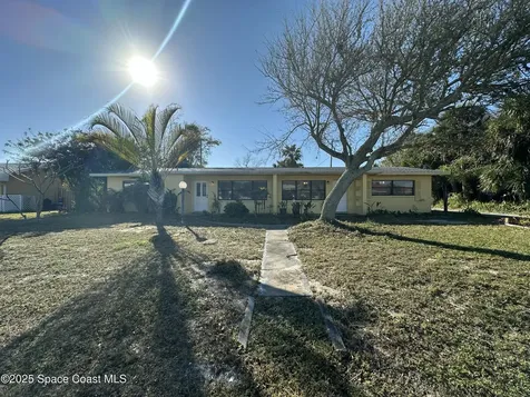 137 1st Avenue Indialantic FL 32903