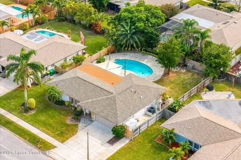 425 Carriage Road Satellite Beach FL 32937
