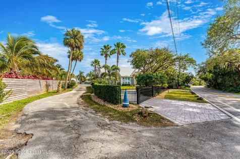 10160 S Tropical Trail Merritt Island FL 32952