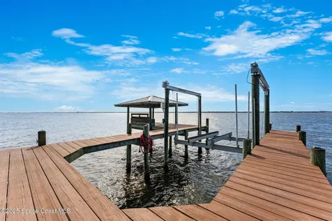 10160 S Tropical Trail Merritt Island FL 32952