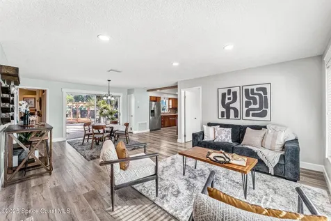 125 Algonquin Terrace Indian Harbour Beach FL 32937