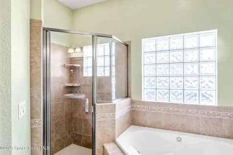 125 Algonquin Terrace Indian Harbour Beach FL 32937