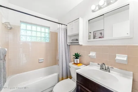 125 Algonquin Terrace Indian Harbour Beach FL 32937
