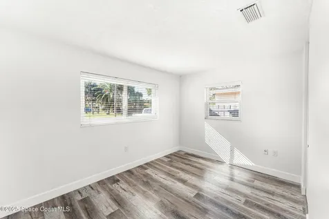 125 Algonquin Terrace Indian Harbour Beach FL 32937
