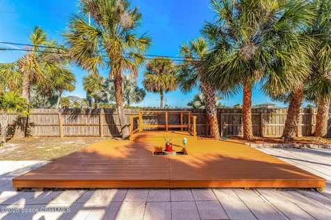 125 Algonquin Terrace Indian Harbour Beach FL 32937