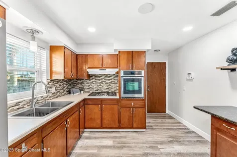 125 Algonquin Terrace Indian Harbour Beach FL 32937