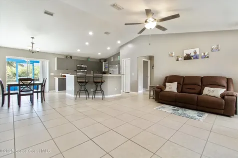 2834 Sage Avenue SW Palm Bay FL 32908