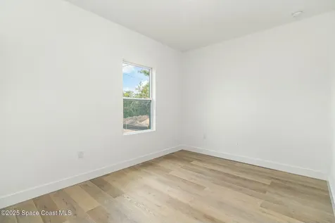 435 Goldsmith Avenue NW Palm Bay FL 32907