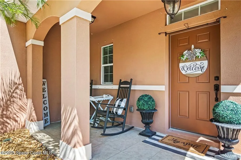 1547 Lexington Square SW Vero Beach FL 32962