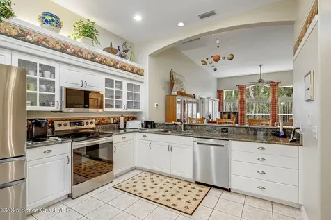 2223 Chinaberry Circle SE Palm Bay FL 32909