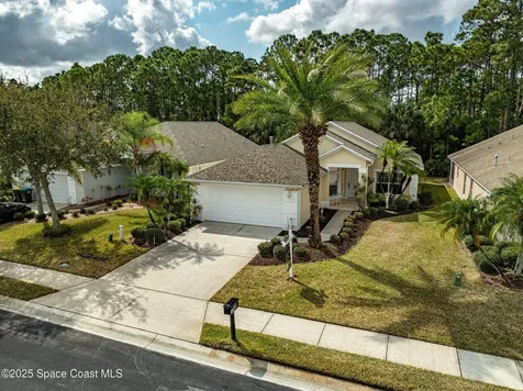 2223 Chinaberry Circle SE Palm Bay FL 32909