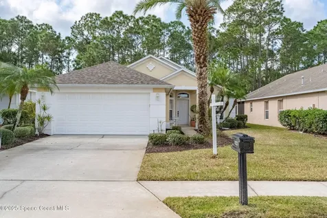2223 Chinaberry Circle SE Palm Bay FL 32909