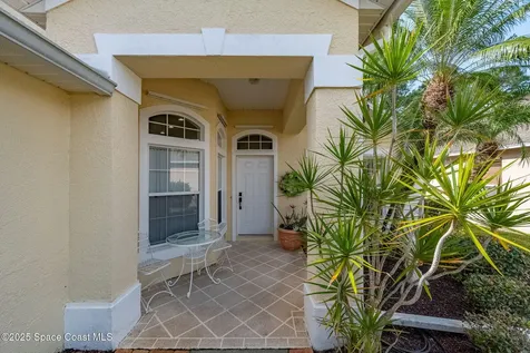 2223 Chinaberry Circle SE Palm Bay FL 32909