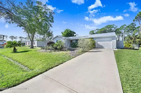 830 Airport Avenue SE Palm Bay FL 32909