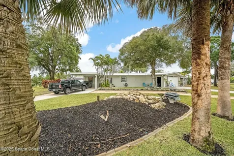 527 Palm Avenue Merritt Island FL 32952