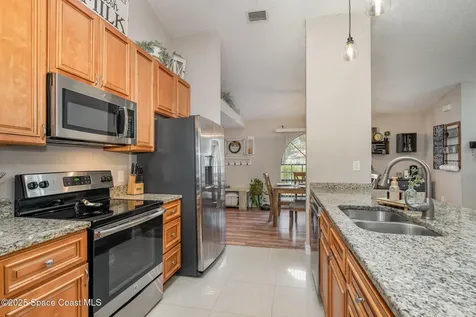 390 Evergreen Street NE Palm Bay FL 32907