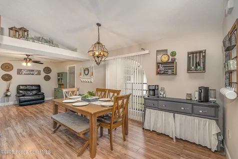 390 Evergreen Street NE Palm Bay FL 32907