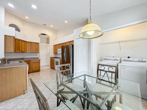 2250 Chinaberry Circle SE Palm Bay FL 32909