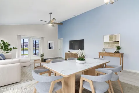 280 Wiregrass Avenue West Melbourne FL 32904