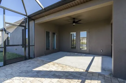 280 Wiregrass Avenue West Melbourne FL 32904