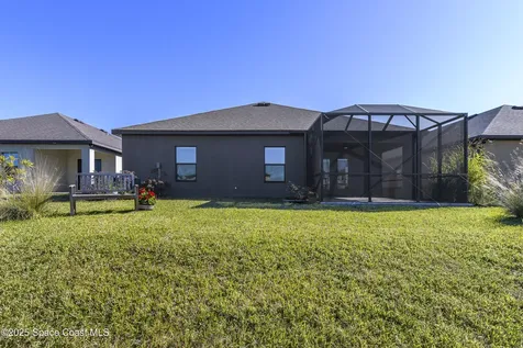 280 Wiregrass Avenue West Melbourne FL 32904