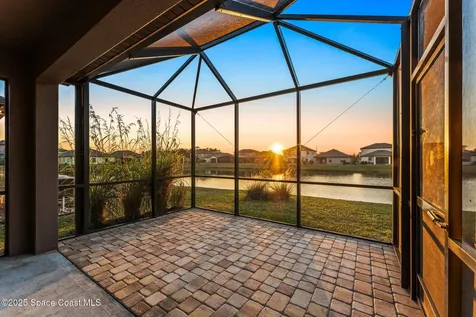 280 Wiregrass Avenue West Melbourne FL 32904