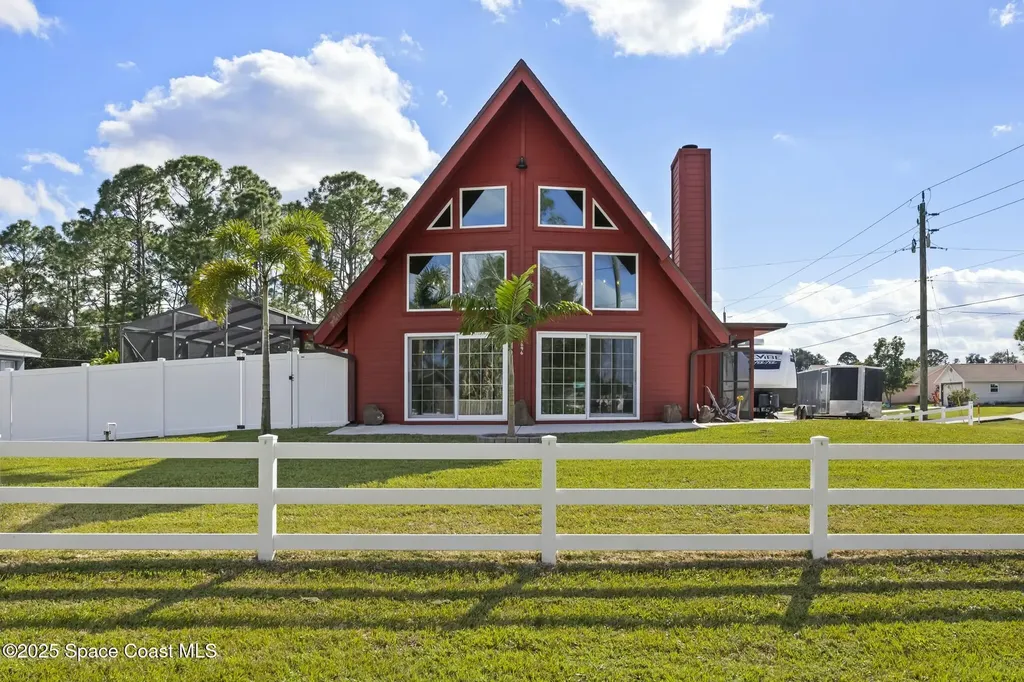1696 Raymore Street NW Palm Bay FL 32907