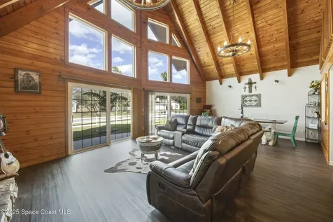 1696 Raymore Street NW Palm Bay FL 32907