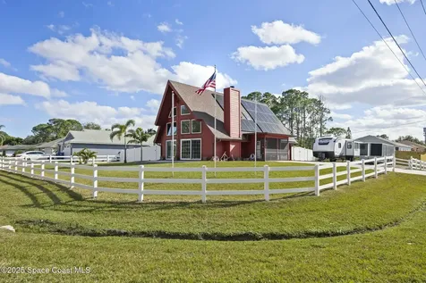 1696 Raymore Street NW Palm Bay FL 32907
