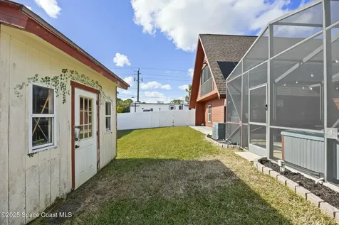 1696 Raymore Street NW Palm Bay FL 32907