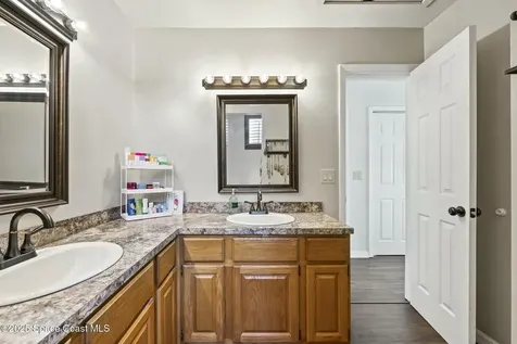 1696 Raymore Street NW Palm Bay FL 32907