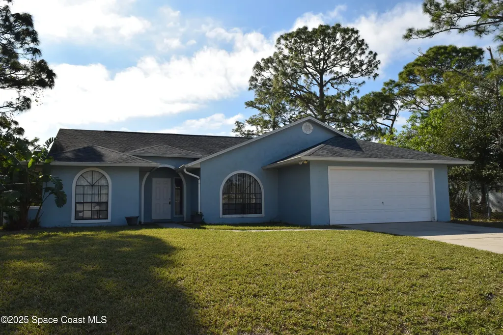 1250 Helliwell Street NW Palm Bay FL 32907