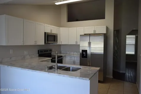 1250 Helliwell Street NW Palm Bay FL 32907