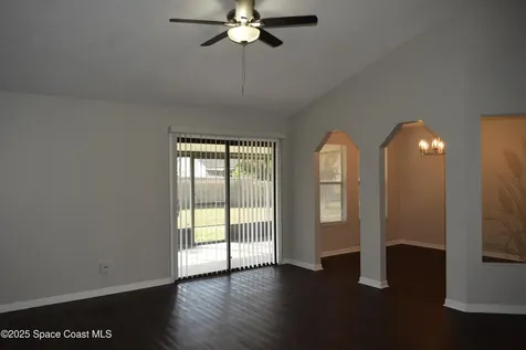1250 Helliwell Street NW Palm Bay FL 32907