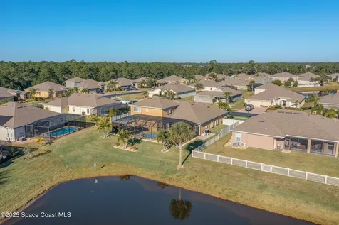 2381 Nutmeg Lane SE Palm Bay FL 32909