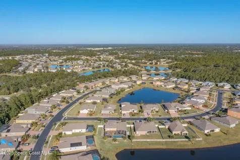 2381 Nutmeg Lane SE Palm Bay FL 32909