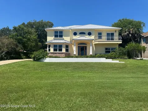 1613 N Indian River Drive Cocoa FL 32922