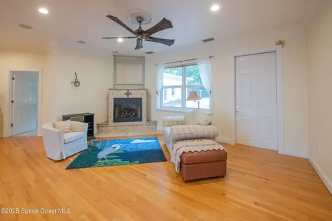 1613 N Indian River Drive Cocoa FL 32922