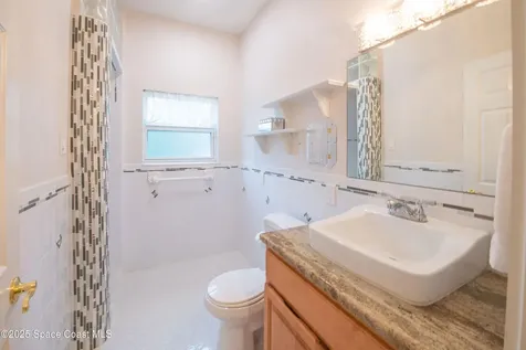 1613 N Indian River Drive Cocoa FL 32922