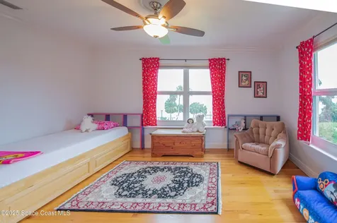 1613 N Indian River Drive Cocoa FL 32922