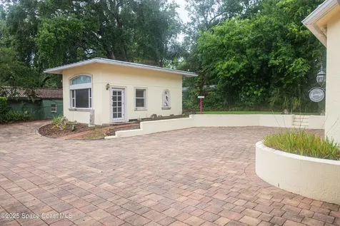 1613 N Indian River Drive Cocoa FL 32922