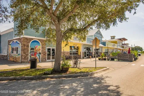 1613 N Indian River Drive Cocoa FL 32922
