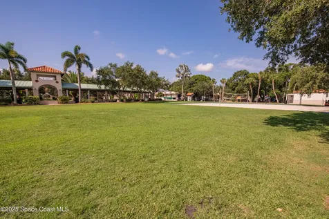 1613 N Indian River Drive Cocoa FL 32922
