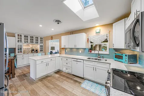 315 Melbourne Avenue Indialantic FL 32903