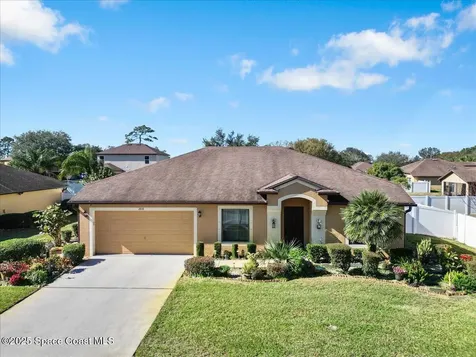 204 Reading Avenue Titusville FL 32796