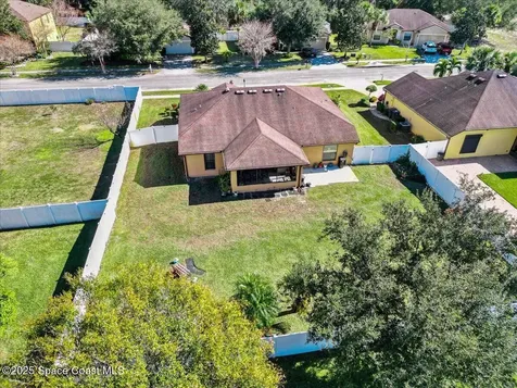 204 Reading Avenue Titusville FL 32796