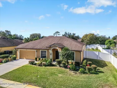 204 Reading Avenue Titusville FL 32796