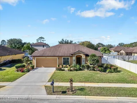 204 Reading Avenue Titusville FL 32796